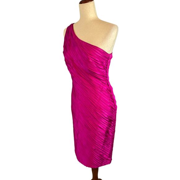 Carmen Marc Valvo 100% Silk One Shoulder Special Occasion Dress Fuchsia Size 8 - Picture 4 of 6